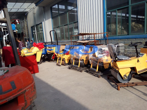 福瑞得機(jī)械座駕壓路機(jī)，手扶壓路機(jī)，小型灌縫機(jī)，井蓋切割機(jī)及時(shí)發(fā)貨